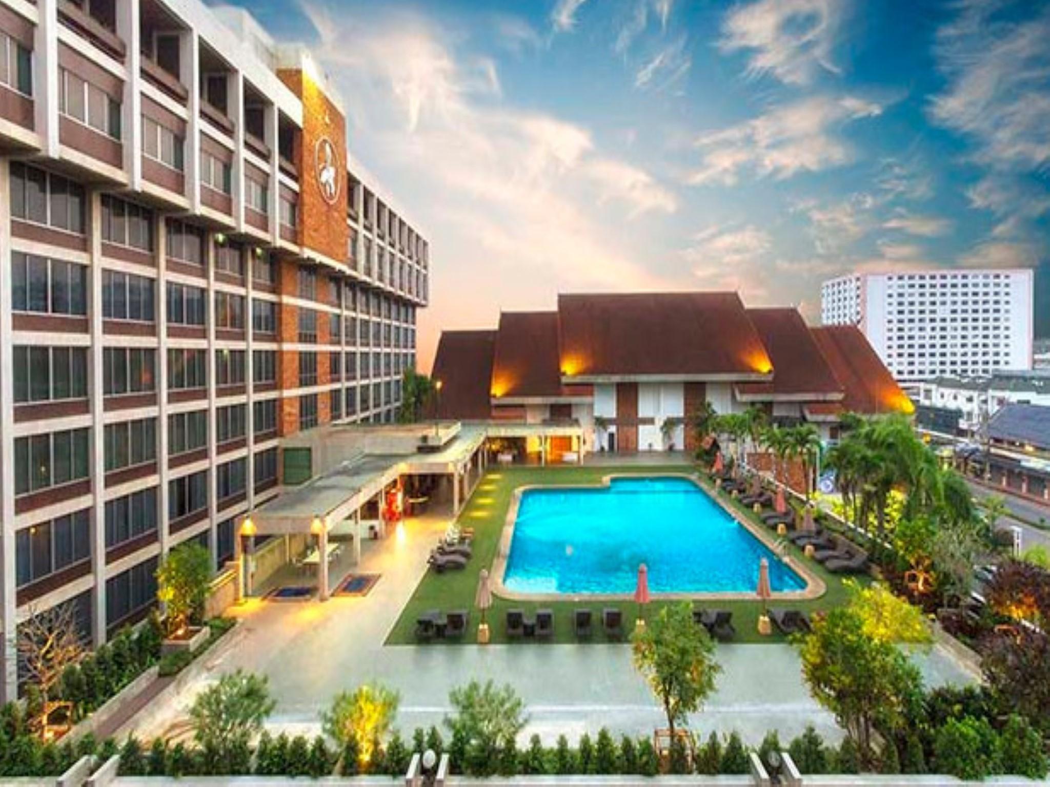 Chiang Mai Orchid Hotel Esterno foto